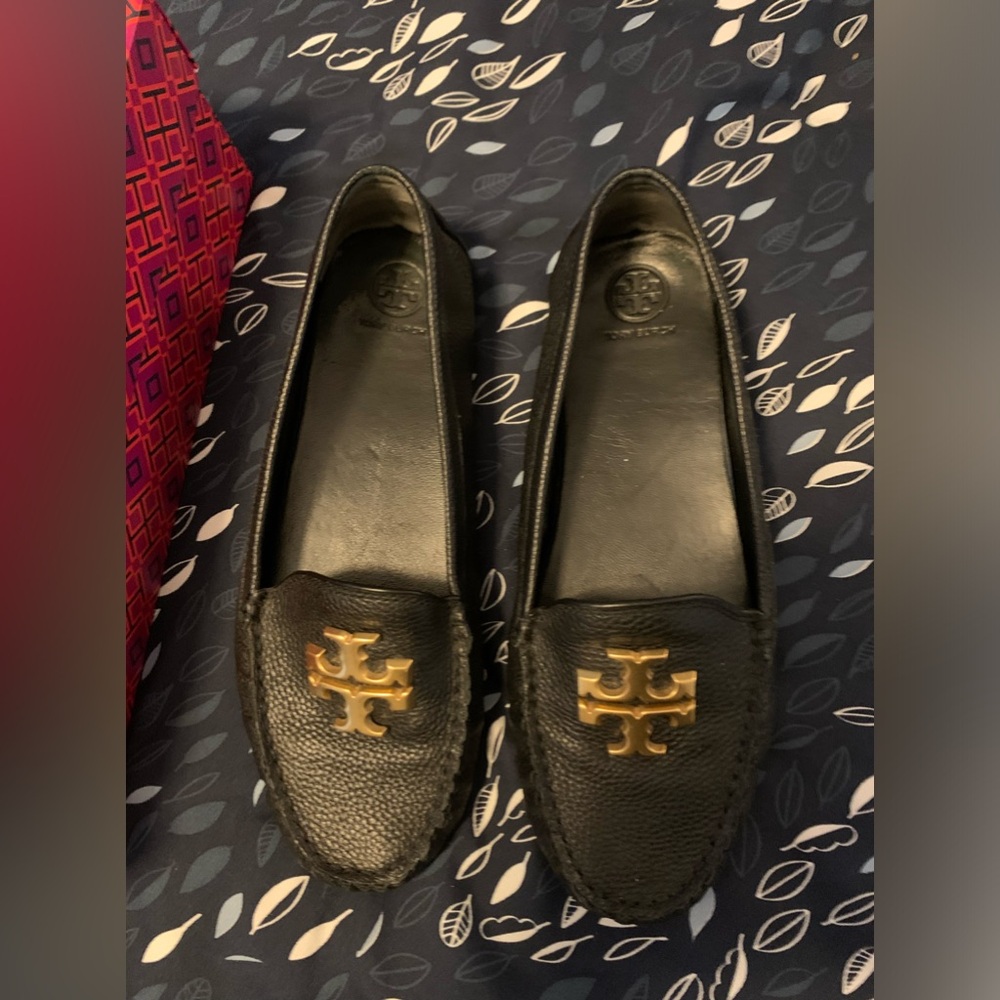 Tory Burch loafers size 9